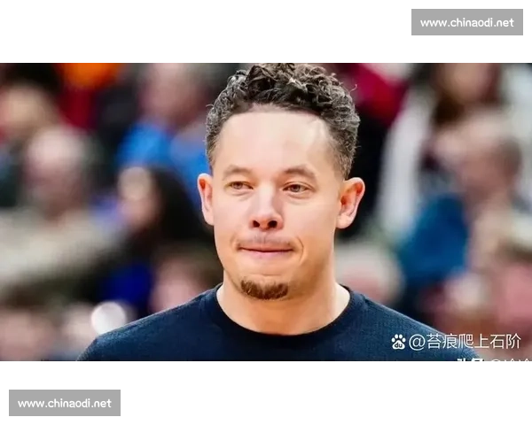 1390 胜镌刻穹顶！马刺低调升旗致敬波波维奇