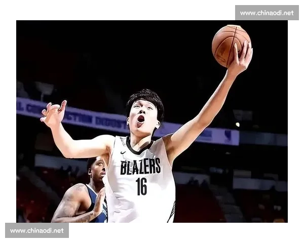 单节 14 分炸场！杨瀚森 16+4+3 帽完爆小萨，开拓者绝杀国王